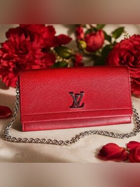 Louis Vuitton Portefeuille Lockme Long Wallet Red Leather Includes Chain/Insert
